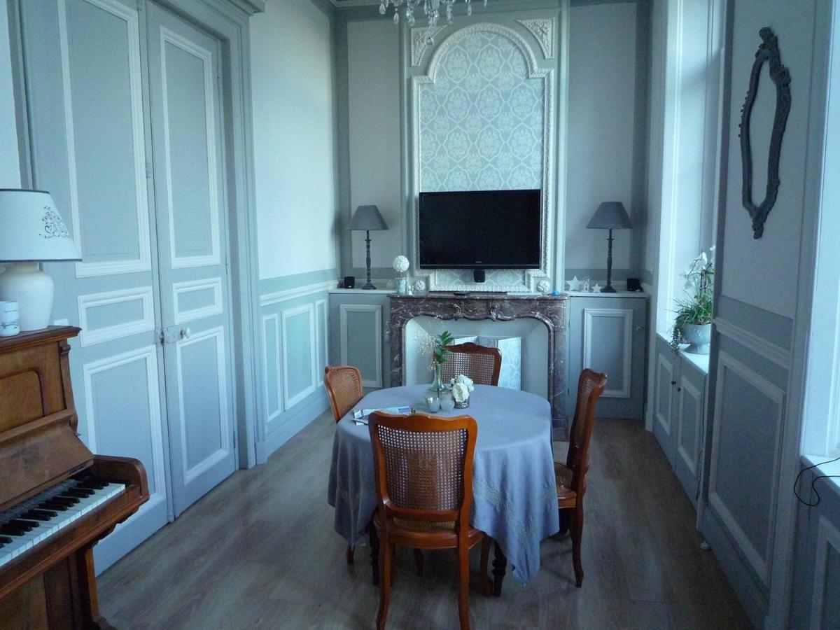 Chateau De Plessier-Roza Le Plessier-Rozainvillers 外观 照片